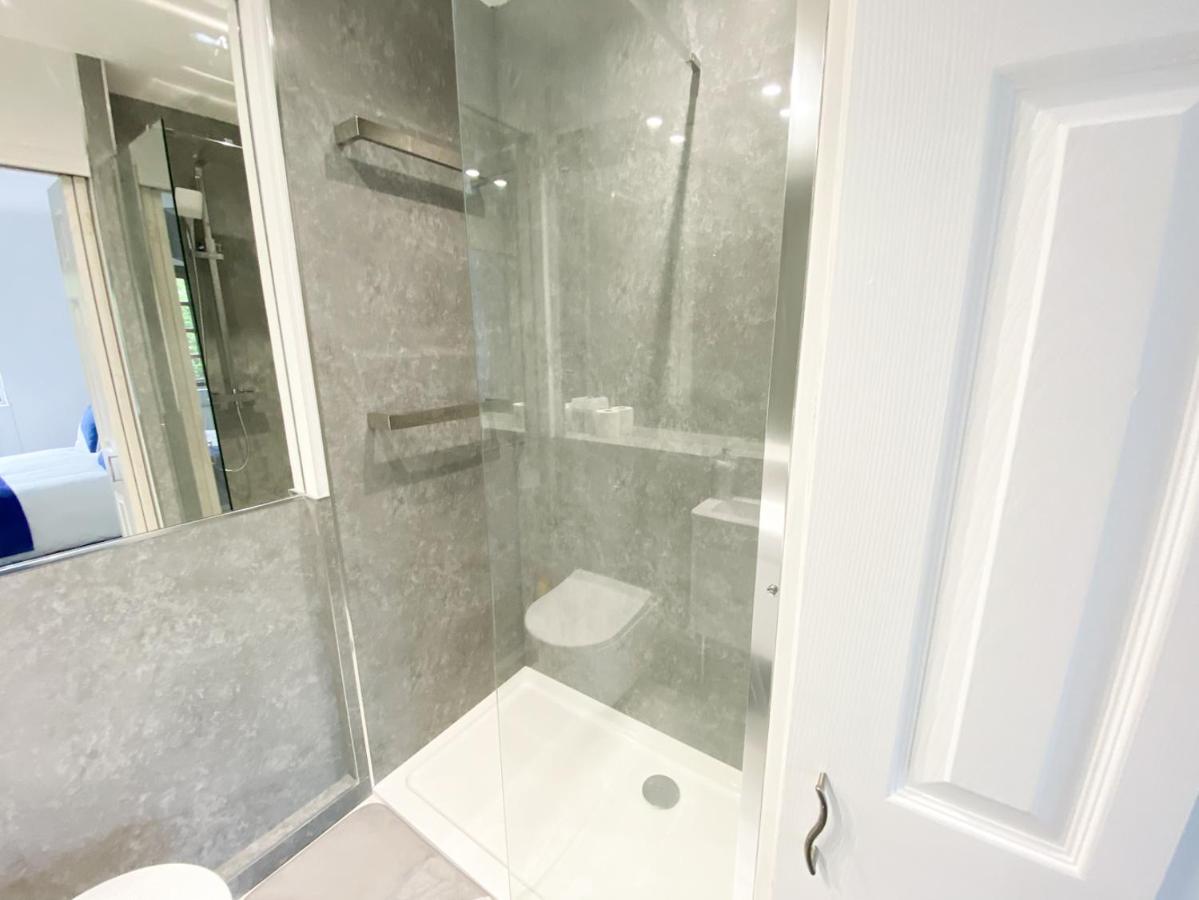 Harbourside House - Great Location - Parking - 2 En-Suites - Sleeps 5 Plus 1 Poole Exterior photo