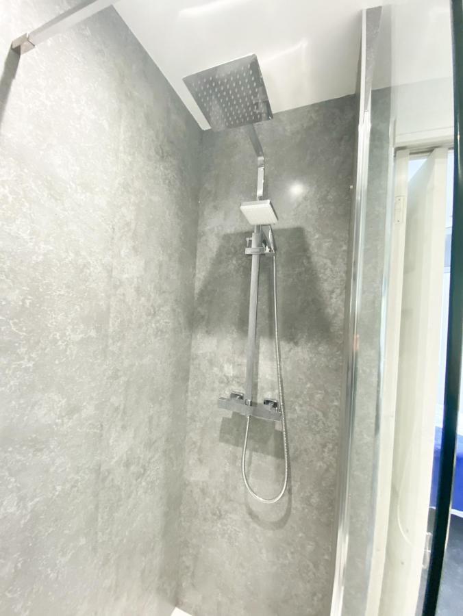 Harbourside House - Great Location - Parking - 2 En-Suites - Sleeps 5 Plus 1 Poole Exterior photo